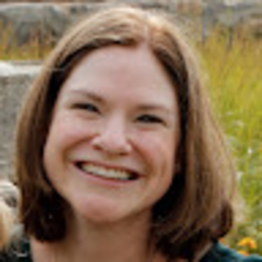 Meet your Posher, Elizabeth
